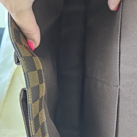 Statement piece- Louis Vuitton Broadway bag. Excellent Condition!!! main image 0